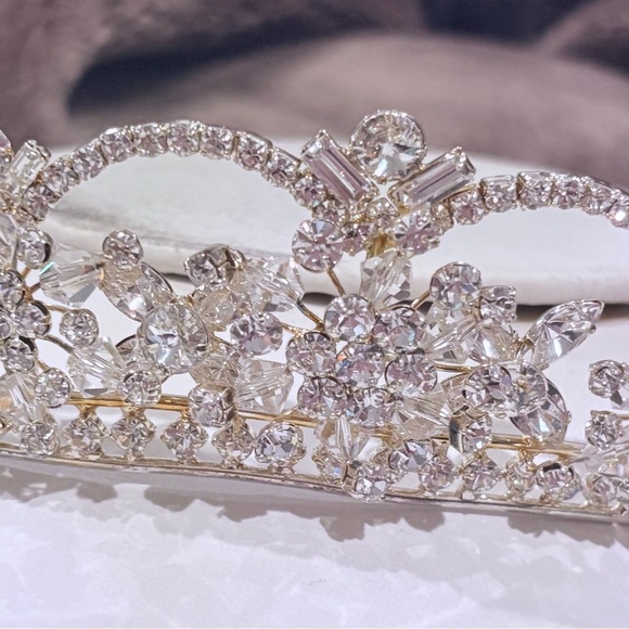 Sparkling Crystal Tiara w Silver accents & Rhinestone Bag-gets & loaded sparkle main image 6